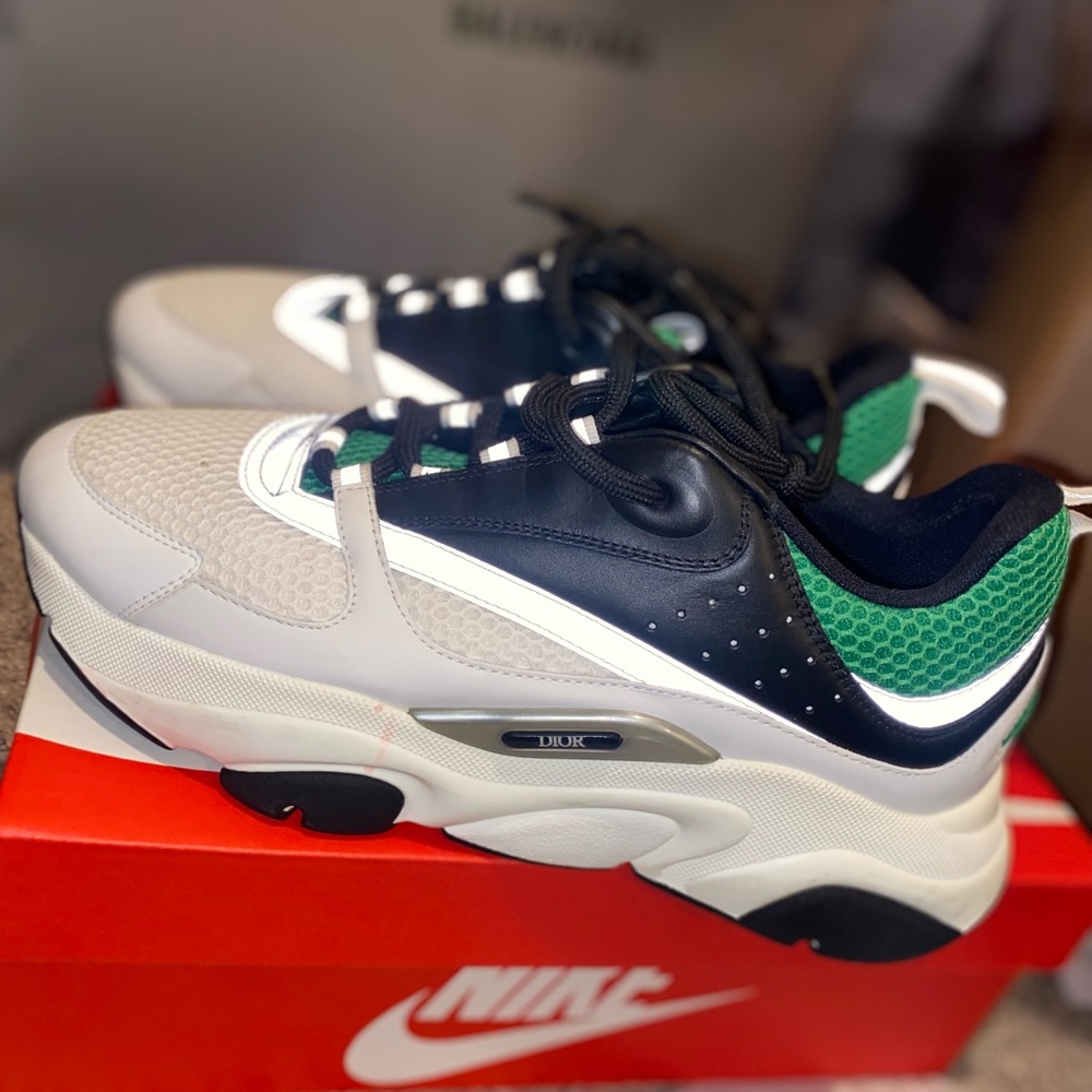 Dior B22 sneakers Green size 43